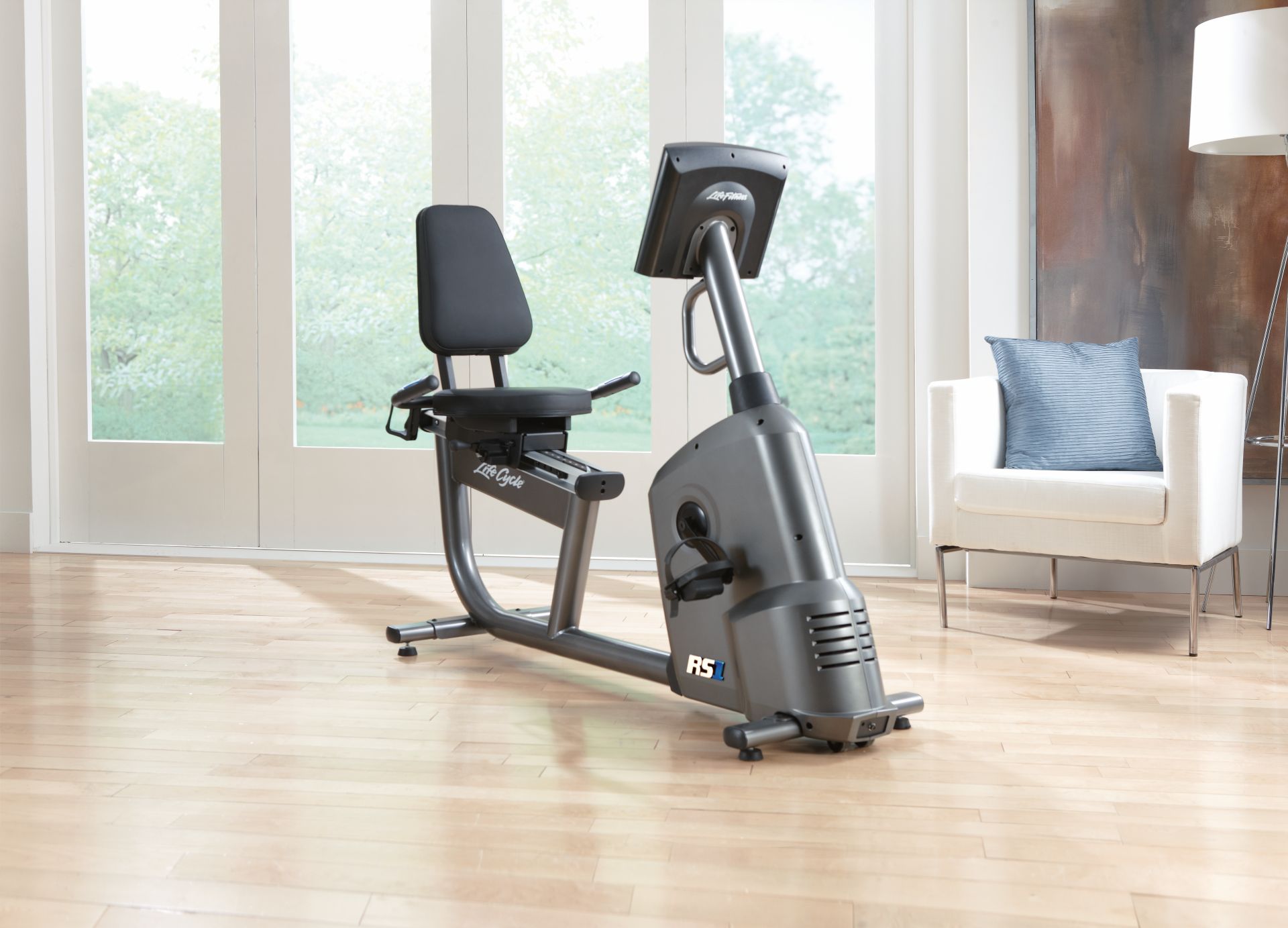 RS1 Recumbent Bike mit Track Connect 2.0 Konsole