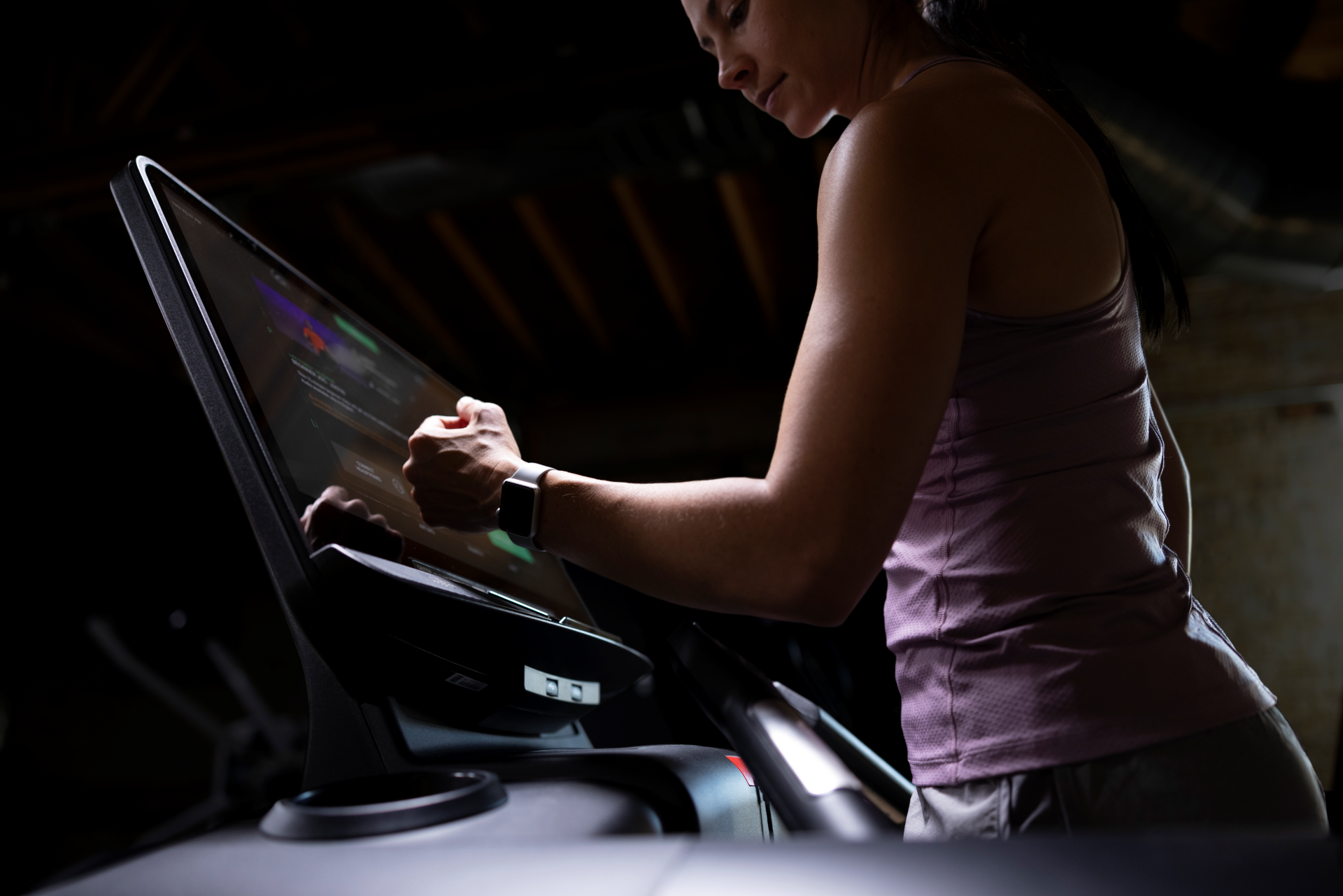 Club Series+ Laufband mit SE4 Konsole
