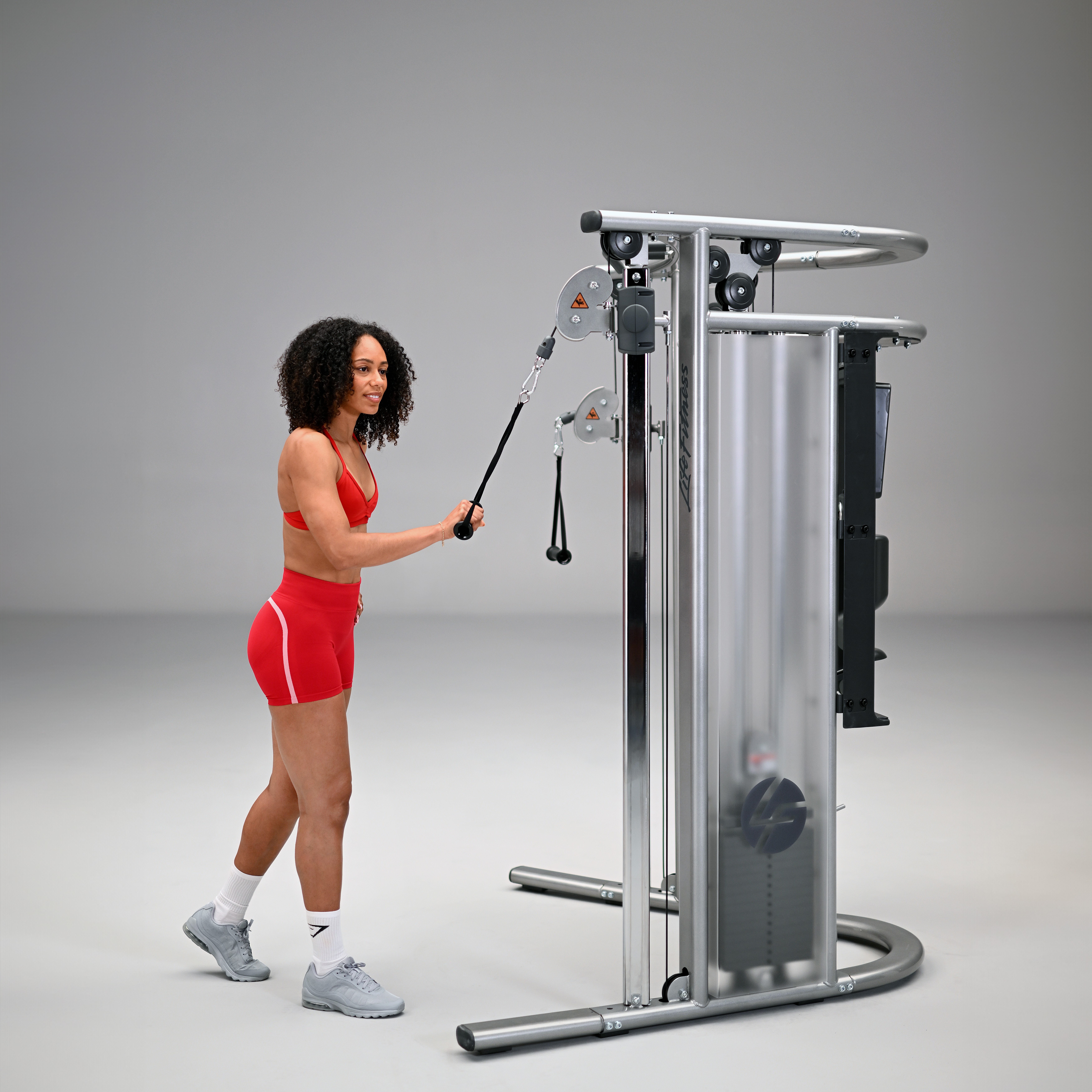 G7 Kraftstation mit Trainingsbank (Bank einzeln)